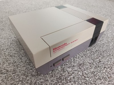 Nintendo Entertainment System NES - nur Konsole PAL voll funktionsfähig (Ref. C26145)