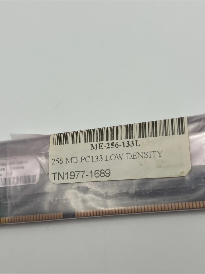 MEMORY MT16LSDT3264AG-13381 256MB,SYNCH,133MHZ,CL3 PC133U-333-542-A, TN1977-1689 - Image 3 of 4