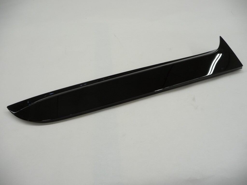 2016-2018 Bentley Bentayga Rear Trunk Lid Right Pass Aerodynamic Trim Molding OE