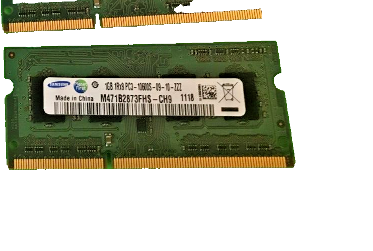 Samsung 1GB) M471B2873FHS-CH9 PC3-10600 DDR3-1333MHz 204 pin