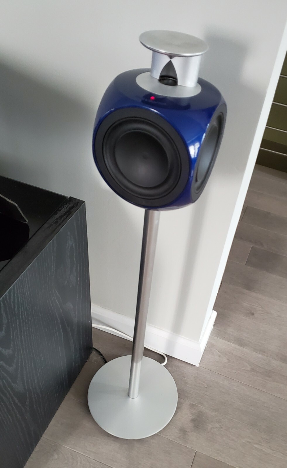 beolab 3 floor stand