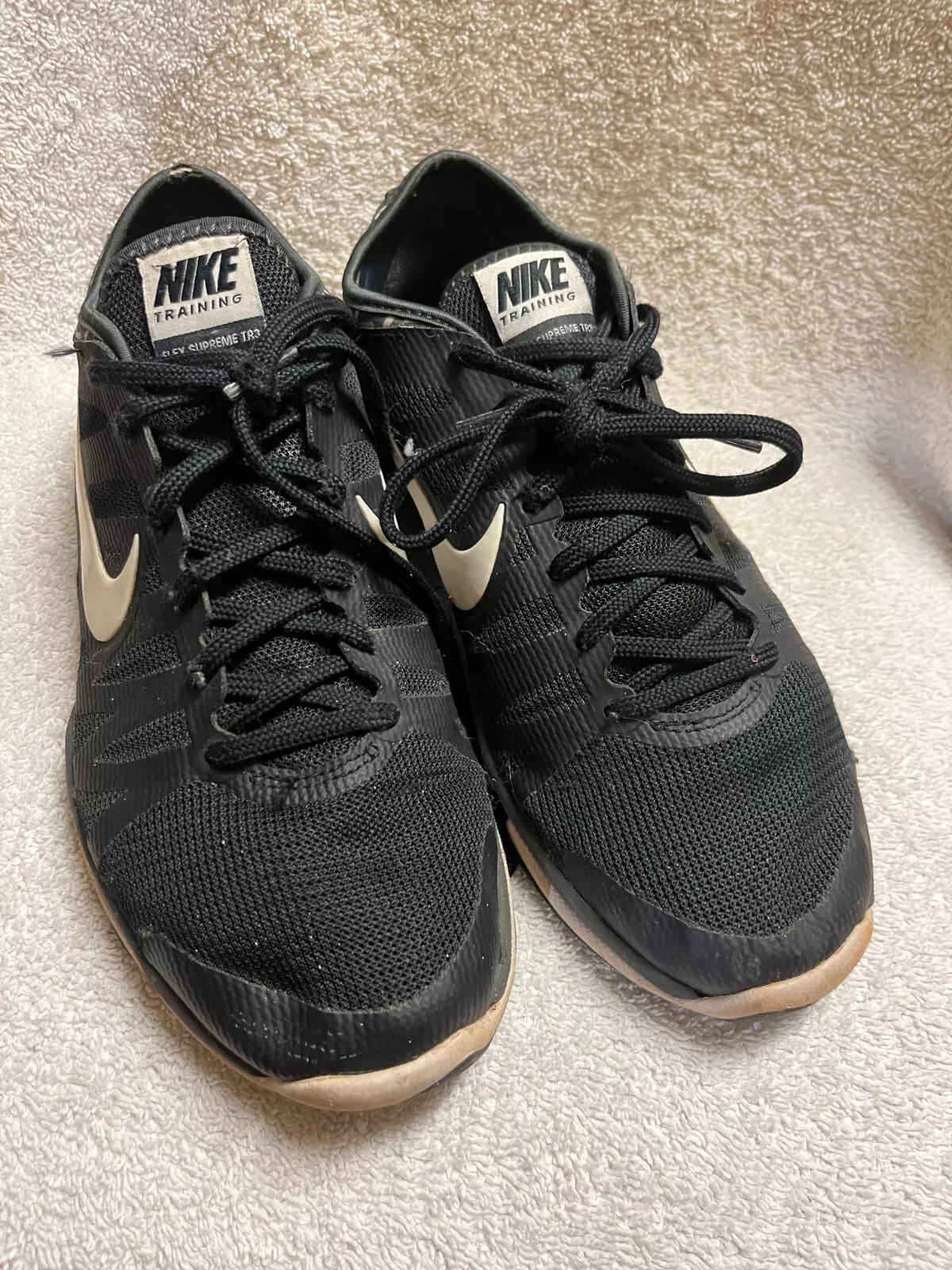 Baskets de course noires Nike Flex Supreme TR 3 683138 001 pour femme taille 8,5