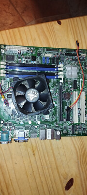 Mainboard microATX + CPU Intel Quad Core i5-2400 4x 3,1 GHz + Slotblende
