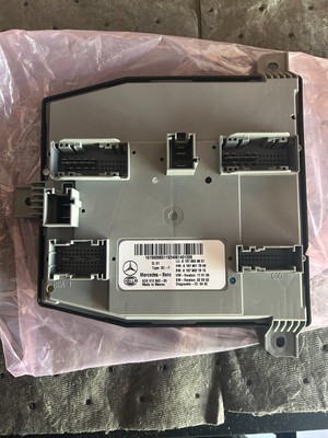 [NEW] MERCEDES GLE/GLS SAM SIGNAL ACTIVATION BODY CONTROL MODULE BCM A1679009831