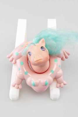 G1 Pretty 'n' Pearly Water Lily with Frog Float   Vintage 1986 My Little Pony