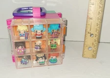 My Mini MixieQ's Play Case w Fashion Show Stage and 9 MixieQs Figures