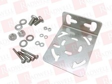 BANNER ENGINEERING SMB46L / SMB46L (NEW IN BOX)