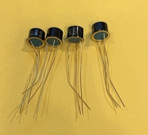 100 Transistor Vintage Germanio MP26A (GC112, MA909, MA910) 70V URSS - Nuovi