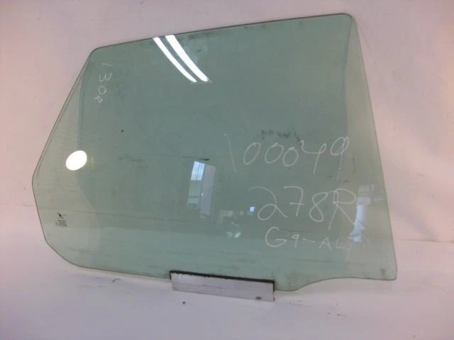 Cristal puerta trasera derecha OEM 1999 2000 2001 2002 2003 Saab 9-3 Foto 2 de 4