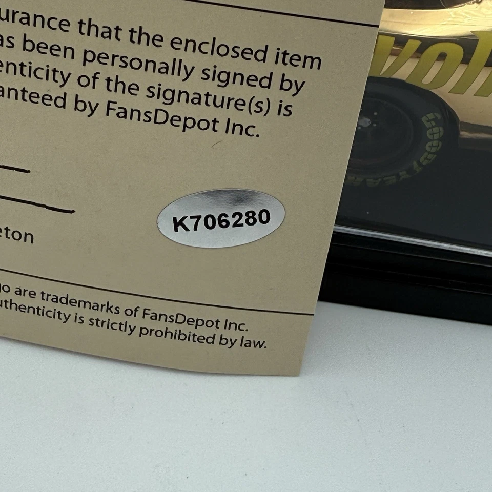 Экшн-фигурка Джейми Макмюррея из золота 1:24 24 карата с автографом Havoline Dodge Charger сертификат подлинности - Изображение 3 из 4