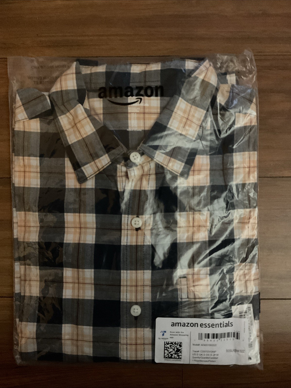Amazon Essentials Men’s Long Sleeve Slim Fit Stretch Poplin Shirt