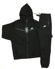 Men Nike Tech Set