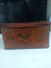 Antique Union Leader Cut Plug tobacco tin Fair condition dented lid 