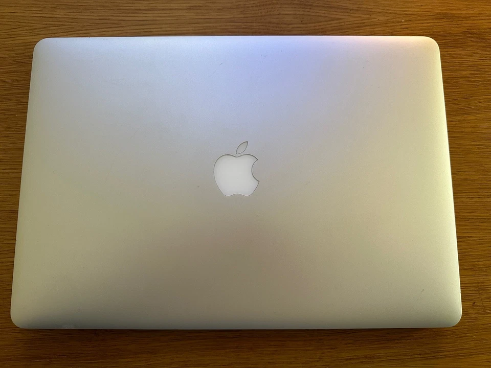 Apple MacBook Pro 15" 2014 · i7 · 8GB · 256GB, Foto 1 von 2