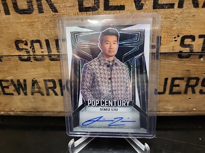 2023 LEAF POP CENTURY SIMU LIU BLACK Kaleidoscope Prizm AUTO #3/4 Marvel/Barbie