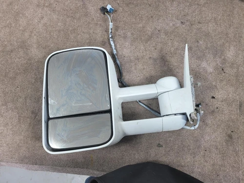 2003-2005 GM 1500-3500 Trucks Front Left Driver Door Mirror w/PWR **SEE PICS**