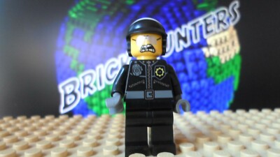 LEGO® The Lego Movie - Bad Cop - Head with Crooked Smile minifigure ...