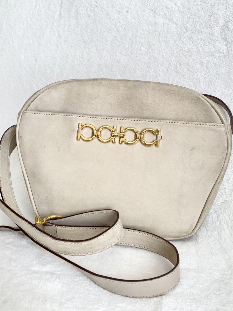 バッグ Vintage Ferragamo suede one-shoulder bag Ferragamo Gancini one shoulder bag hand silver hardware