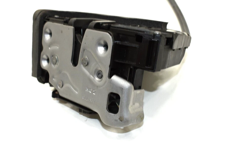 Chevrolet Silverado 2500HD 3500HD 2020-2023 OEM cierre de puerta delantero izquierdo Foto 3 de 4