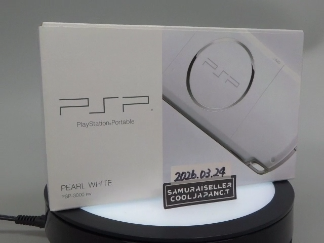 SONY PSP Playstation Portable Console Pearl White PSP-3000 PW