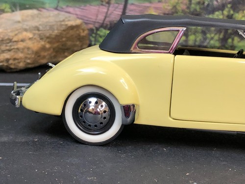 Imperfect 1:24 Diecast Franklin Mint YLW 1937 CORD 812 PHAETON COUPE AS-IS (#1) - Picture 8 of 23