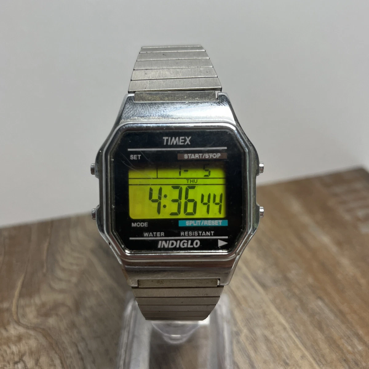 Men's digital watch shop with expansion band
