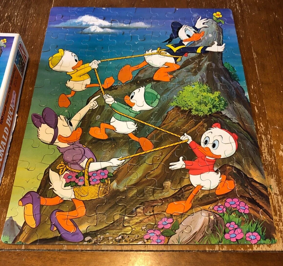 VINTAGE 1980 Whitman Walt Disney DONALD DUCK DAISY & NEPHEWS PUZZLE 100 Pieces - Image 2 of 4