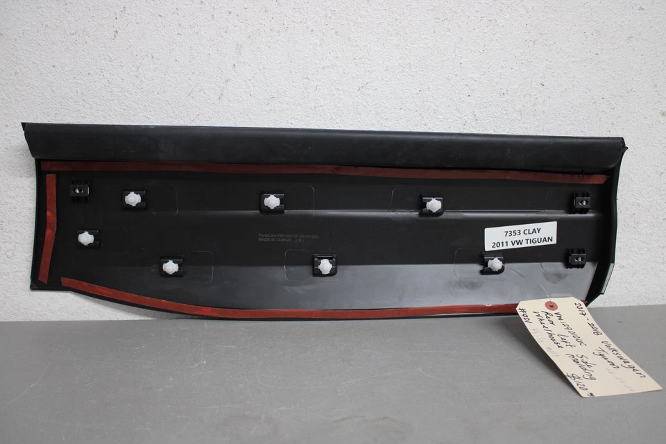 2017 2018 VOLKSWAGEN TIGUAN RIGHT SIDE REAR WHEEL HOUSE MOLDING - Imagem 4 de 4