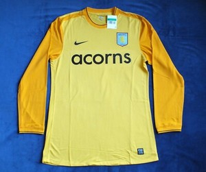 aston villa black goalkeeper kit