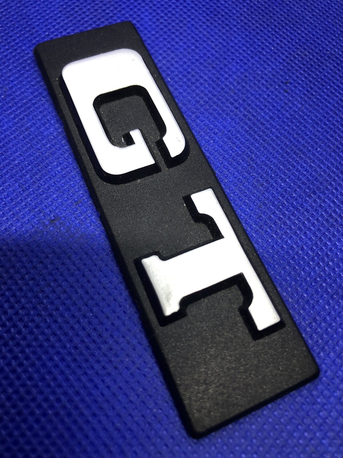 Logo GT Peugeot 205 106 206 306 monogramme badge original neuf référence 8660.32