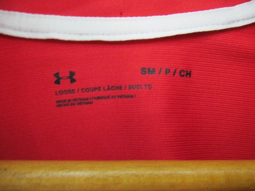 NWT Women’s Under Armour UA Futbolista Jacket SM Red Gray Full Zip - Picture 5 of 5