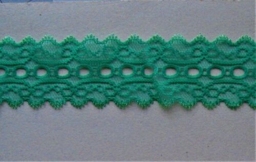CRAFT-KNITTING-LACE "New Stock 23" 5mtrs x 38mm Emerald Green Knitting Eyelet - Picture 1 of 1