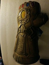 NWT Marvel Comics Avengers Endgame 15" Foam Infinity Gauntlet replica by Rubie's