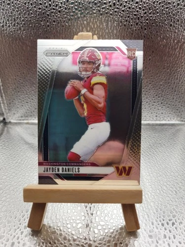 2024 Panini Prizm Football Base Jayden Daniels #347 RC Commanders