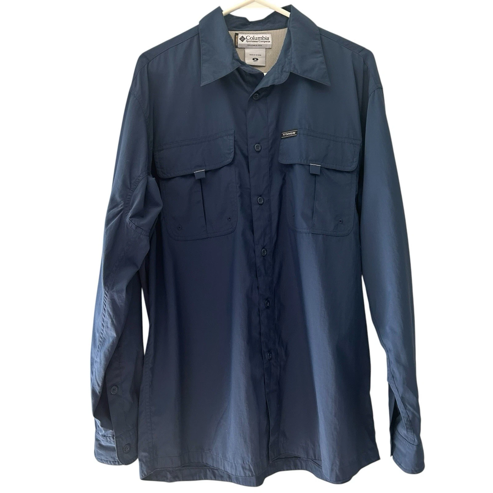 Columbia Titanium Long Sleeve Button Up Men's Snap Pockets Hiking Outdoor Medium