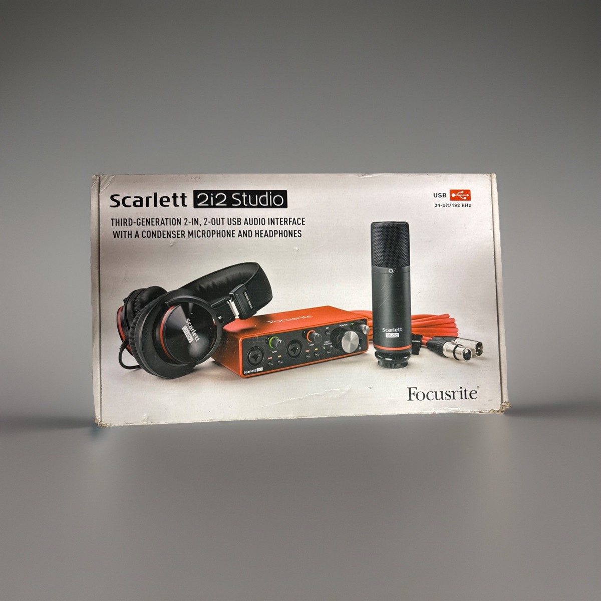 Focusrite Scarlett 2i2 Studio 3rd Generation USB Recording