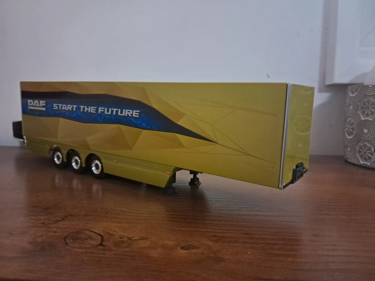 WSI 1/50 REMORQUE CARGO DAF NEUVE