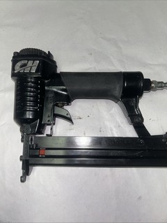 Campbell Hausfeld SB 323200 18 Gauge 1 1/4" Brad Nailer/Stapler Tested