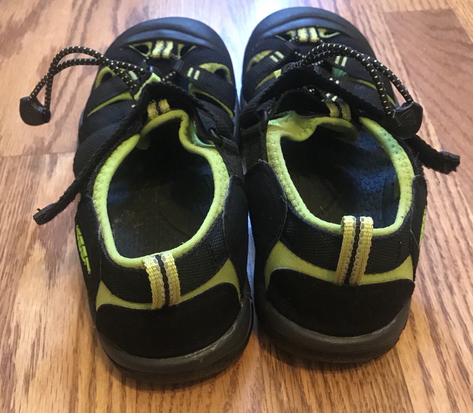 KEEN Sandali Impermeabili Donna Taglia 5 Nero e Verde Outdoor