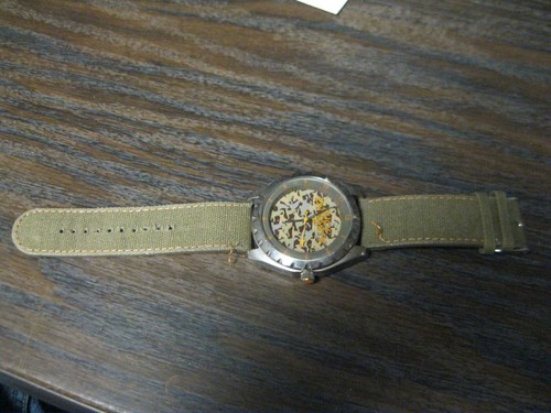 DUCK DYNASTY CAMO WATCH WITH SWEEP SECOND HAND - NEW BATTERY DDY015