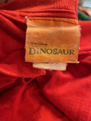 YOUTH Vintage Disney Dinosaurs THE BATTLE RAGES Red T shirt Size XL - Picture 14 of 15