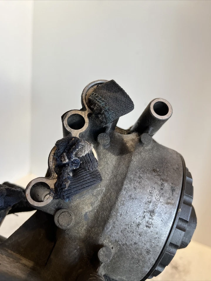 Ford Transit Mk6 Oil Filter Housing And Cooler 1C1Q6B624 Genuine 2.0 Tddi 00-06 - Image 4 of 4