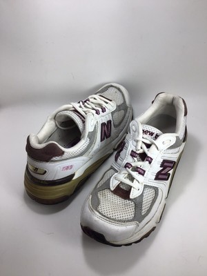 motion control shoes womens