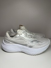 Saucony Kinvara 15 Womens White Athletic Running Walking Shoes Sneakers Size 7.5