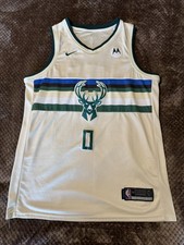 Nike Milwaukee Bucks Damian Lillard NBA Jersey Men’s XL size 54 City Connect 