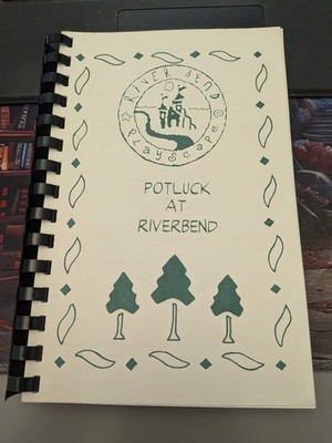 Potluck at Riverbend (Shelby TWP, MI) Community Cookbook VERY GOOD See Pics