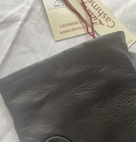 *New* DENTS Maisie cashmere-lined touchscreen leather gloves. Size 6.5 - Picture 7 of 7