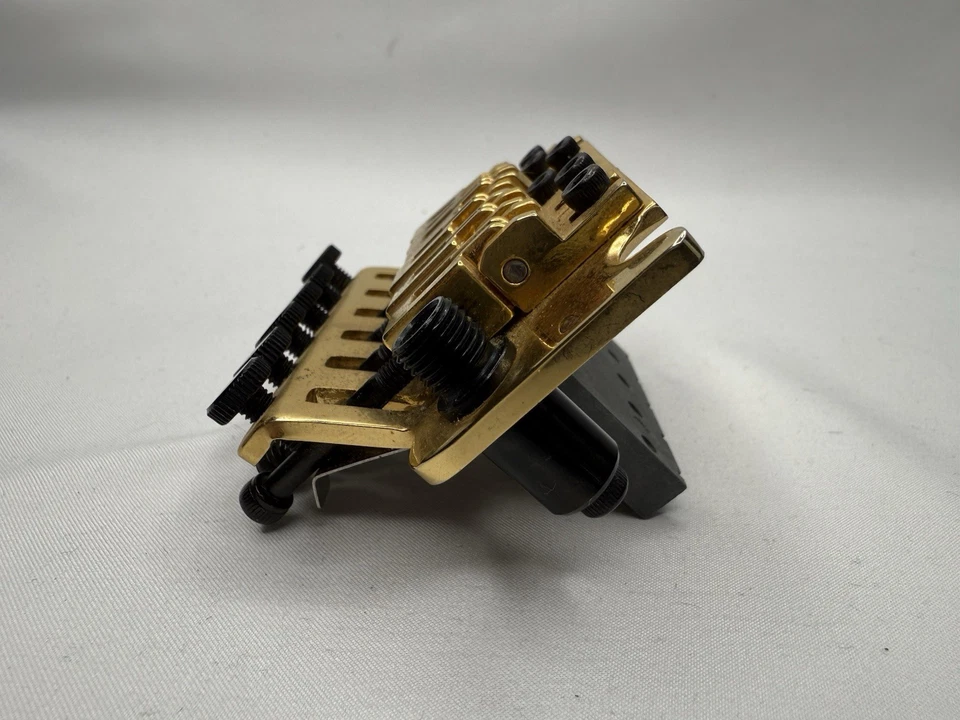 FLOYD ROSE SPECIAL TREMOLO SYSTEM FRTS3000S SATIN GOLD RIGHTY AUTHENTIC 32MM - Image 2 of 4