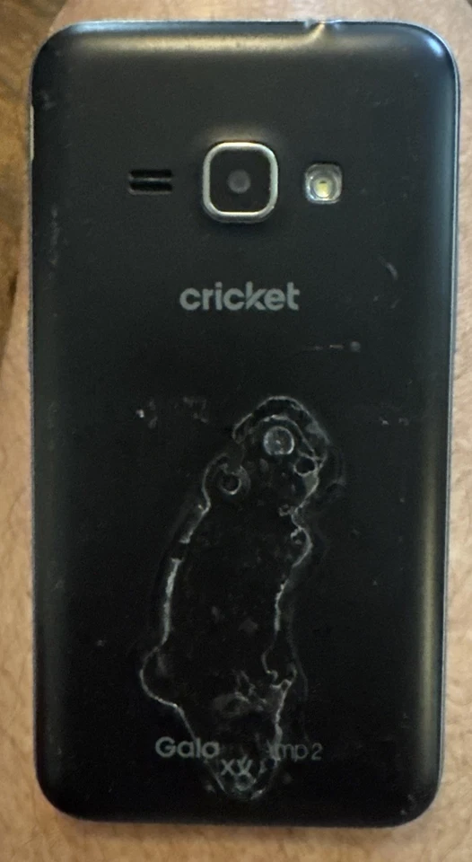Samsung Galaxy J2 8GB SM-J260AZ Cell Phone (Cricket) Black Glue On Back Good - Image 4 of 4