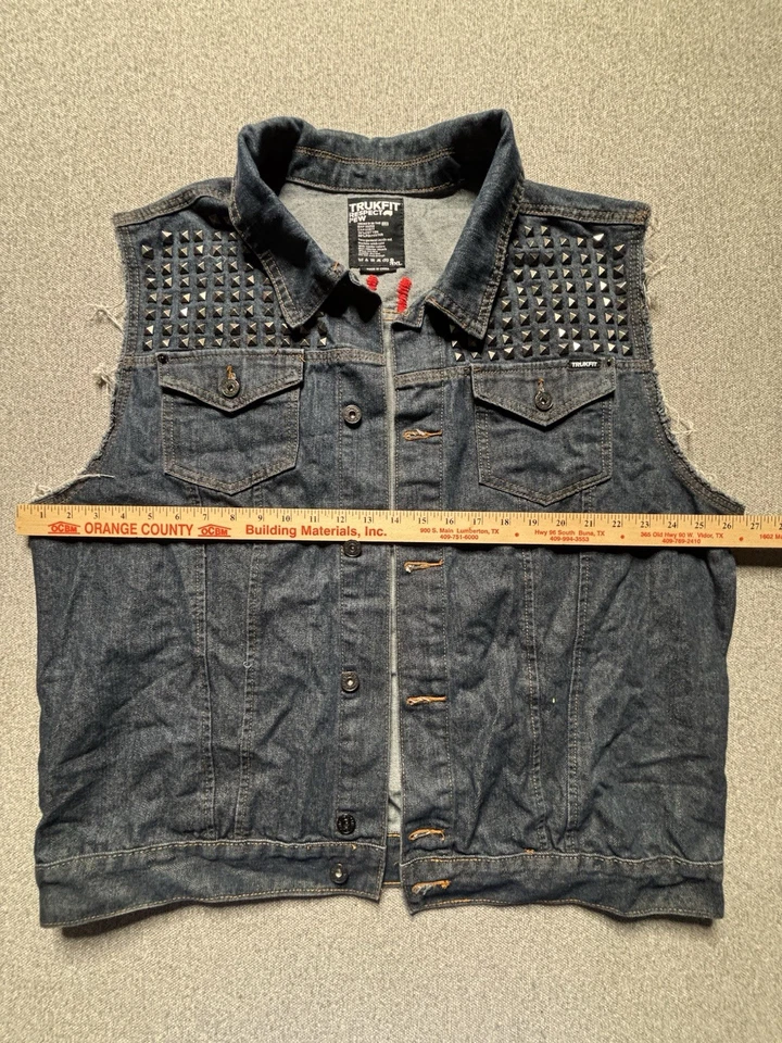 TRUKFIT Men’s 3XL Denim Vest Studded Sleeveless Distressed Punk Skate Streetwear - Image 3 of 4